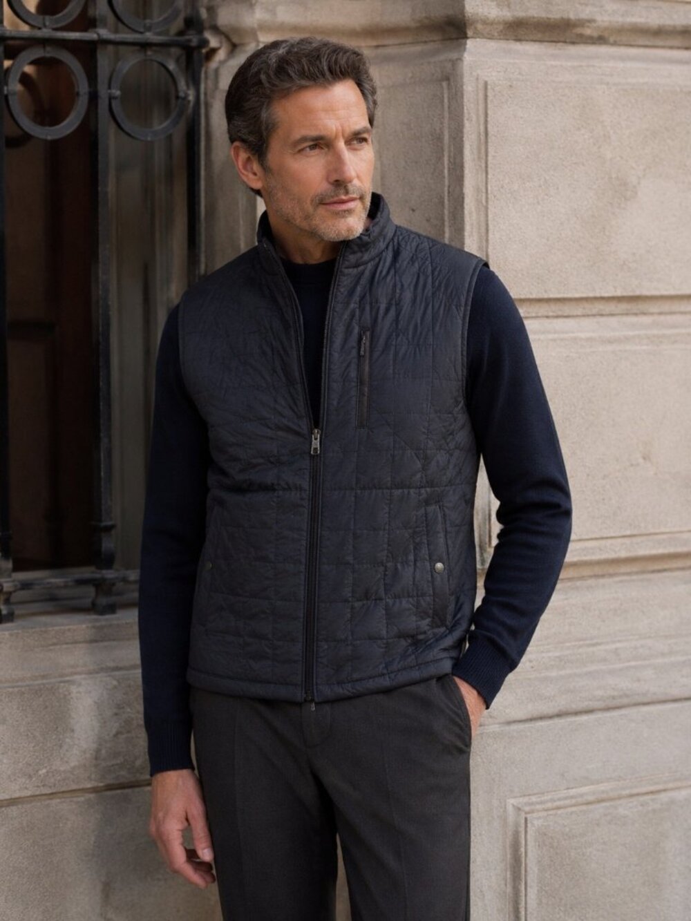 Salvatore Ferragamo Men's Quilted Vest Size 44 Black